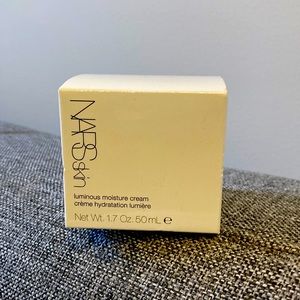 Nars skin